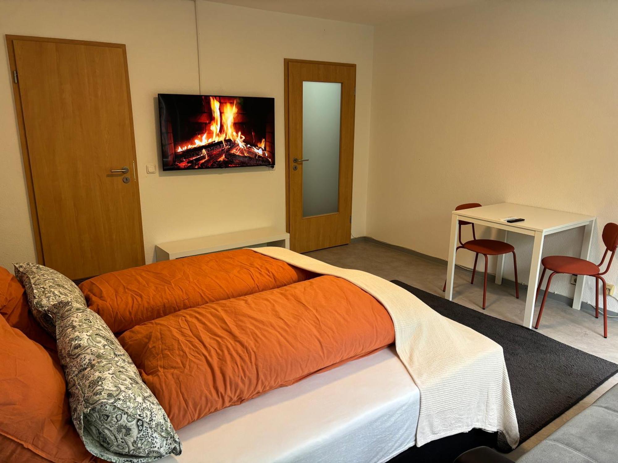 Cityloft Kassel 2 - Zentrale Unterkunft - Balkon - Netflix - Parkplatz Εξωτερικό φωτογραφία